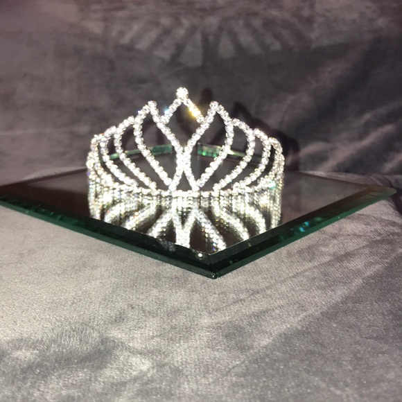 Tiara Crystal Rhinestone Silver (new) - Picture 5 of 6